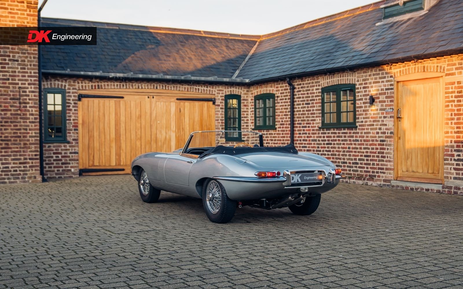 1961 Jaguar E-Type SI - 320th RHD Roadster Completed - Flat Floor, foto 9