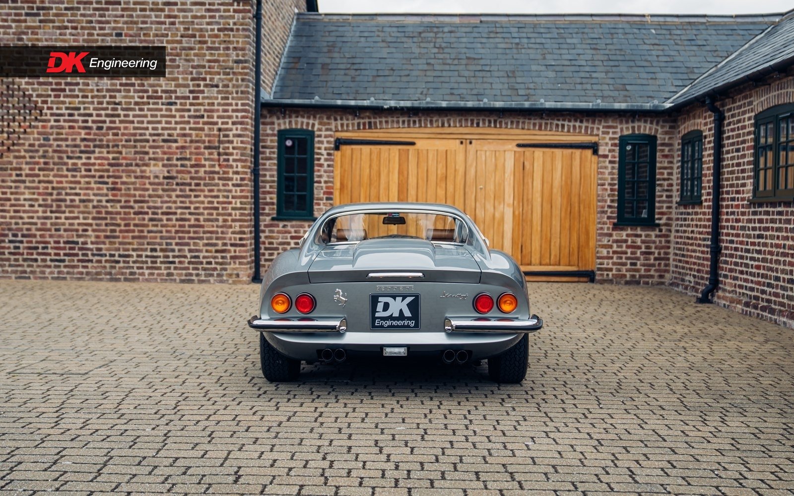 1973 Ferrari 246 'Dino' - Bare Metal Restoration Completed in 2023 - Fresh Service in May 2026, foto 8