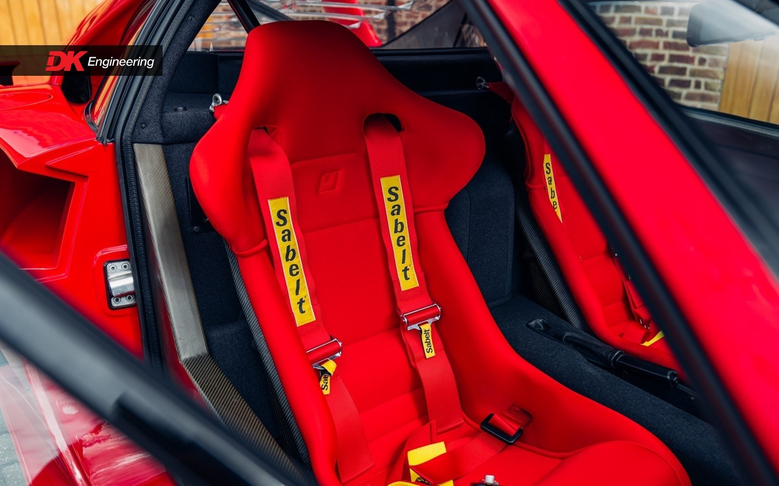1991 Ferrari F40 - Cat, Non-Adjust - UK Registered - Supplied new to Italy, foto 5