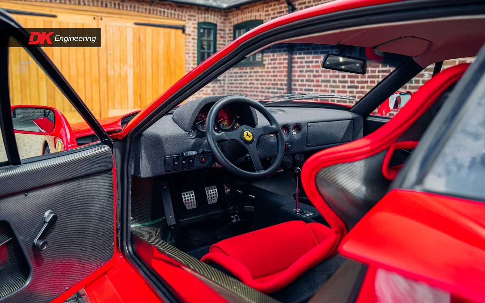 1991 Ferrari F40 - Cat, Non-Adjust - UK Registered - Supplied new to Italy, foto 4