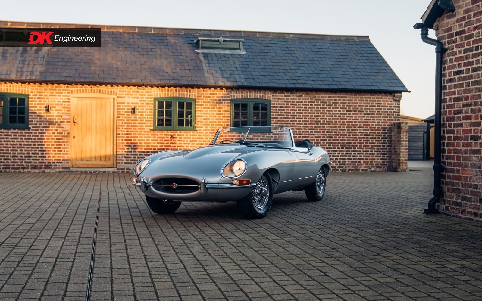 1961 Jaguar E-Type SI - 320th RHD Roadster Completed - Flat Floor, foto 3