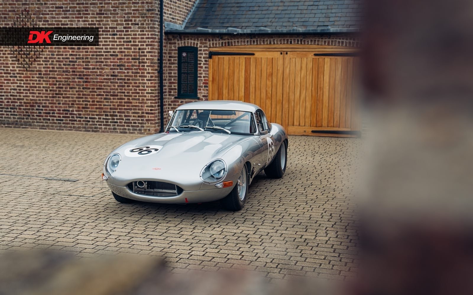 1963 Jaguar E-Type SI - 1 of 7 Factory Continuations – UK Registered with 1963 V5C Certificate, foto 12