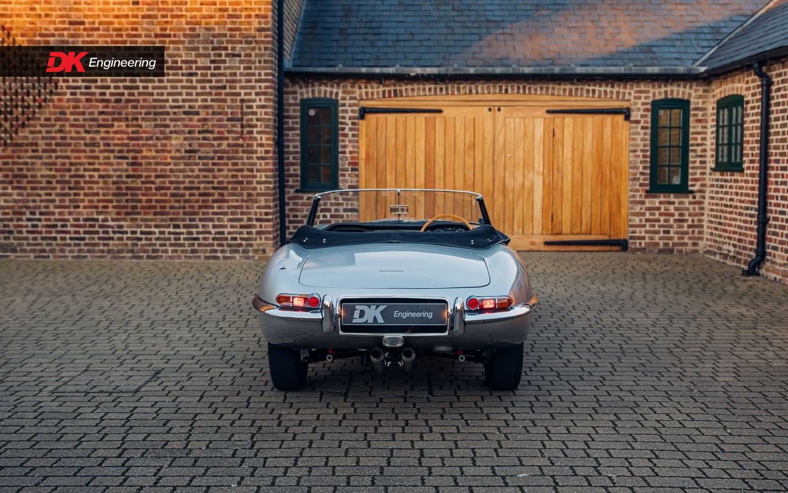 1961 Jaguar E-Type SI - 320th RHD Roadster Completed - Flat Floor, foto 8