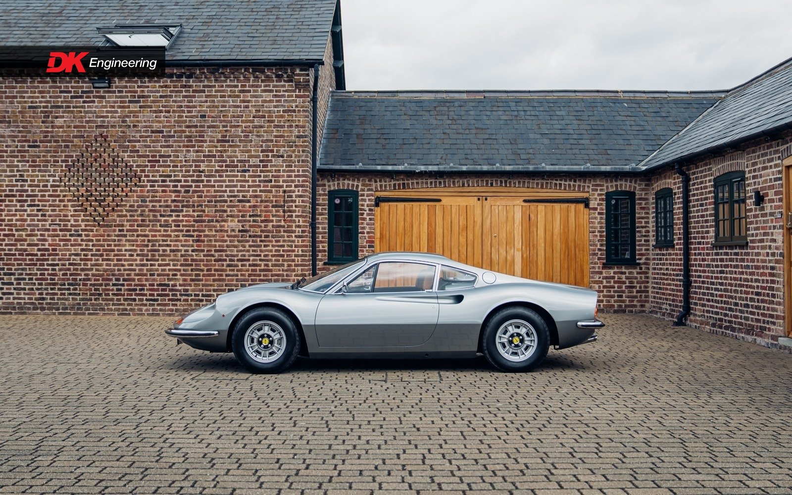 1973 Ferrari 246 'Dino' - Bare Metal Restoration Completed in 2023 - Fresh Service in May 2026, foto 6