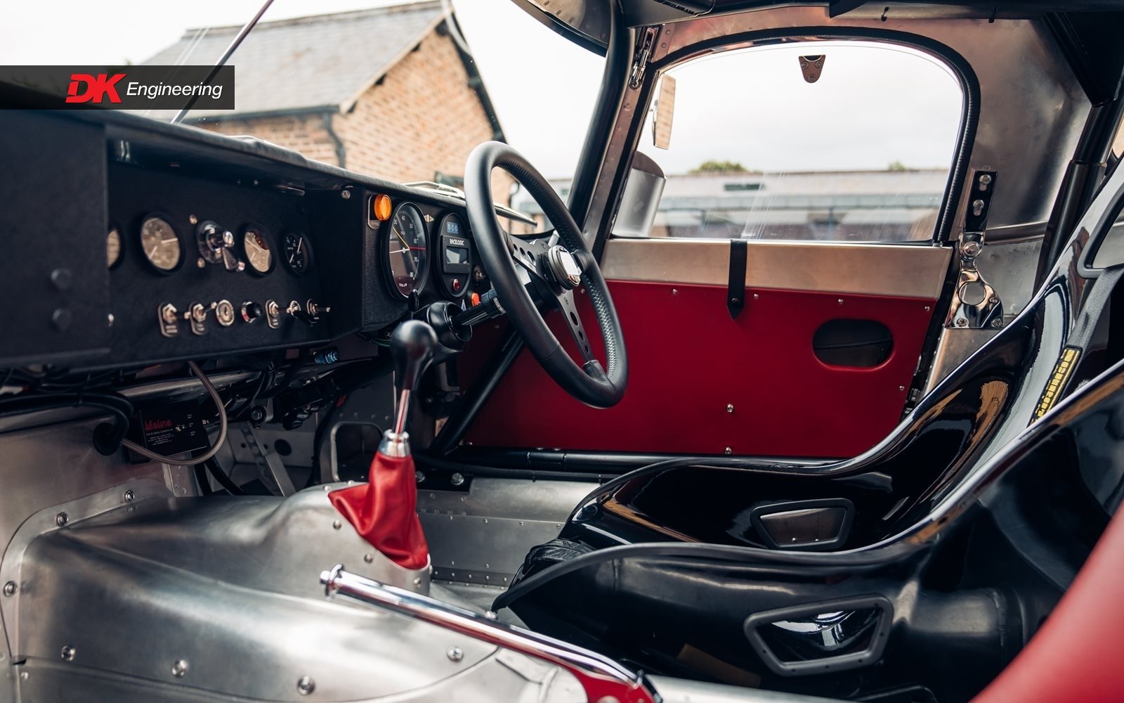 1963 Jaguar E-Type SI - 1 of 7 Factory Continuations – UK Registered with 1963 V5C Certificate, foto 4