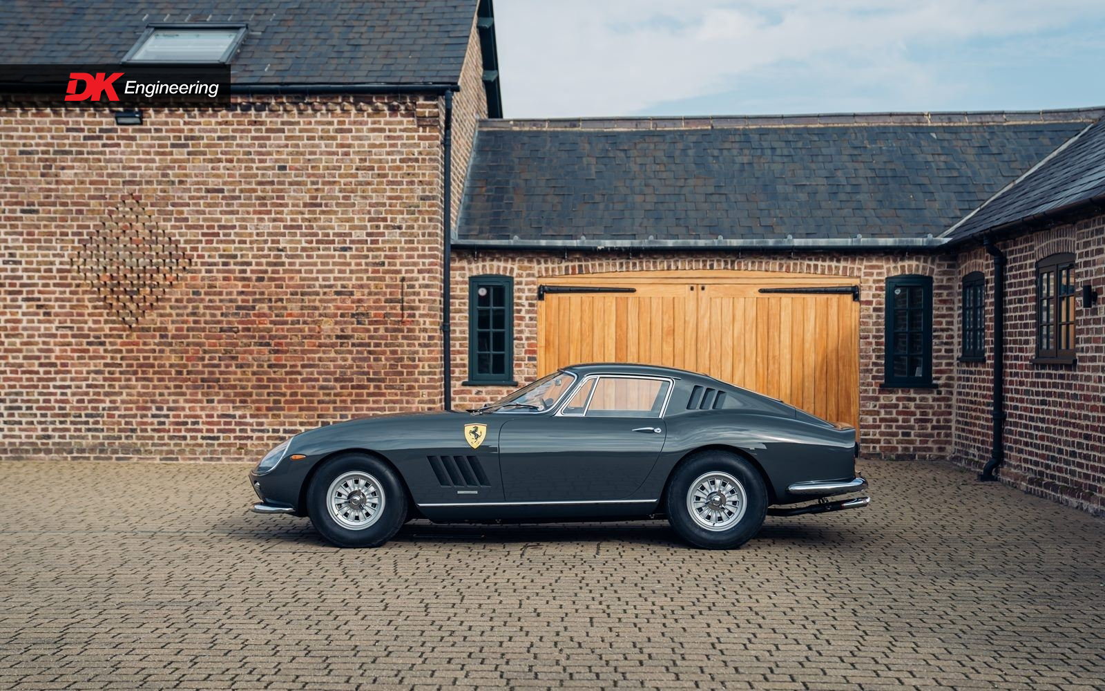 1965 Ferrari 275 - Factory 6-Carb - Period Colour Combination, foto 3