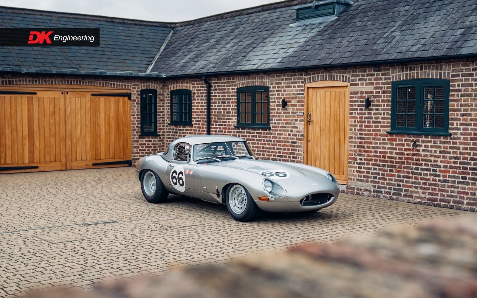 1963 Jaguar E-Type SI - 1 of 7 Factory Continuations – UK Registered with 1963 V5C Certificate, foto 8