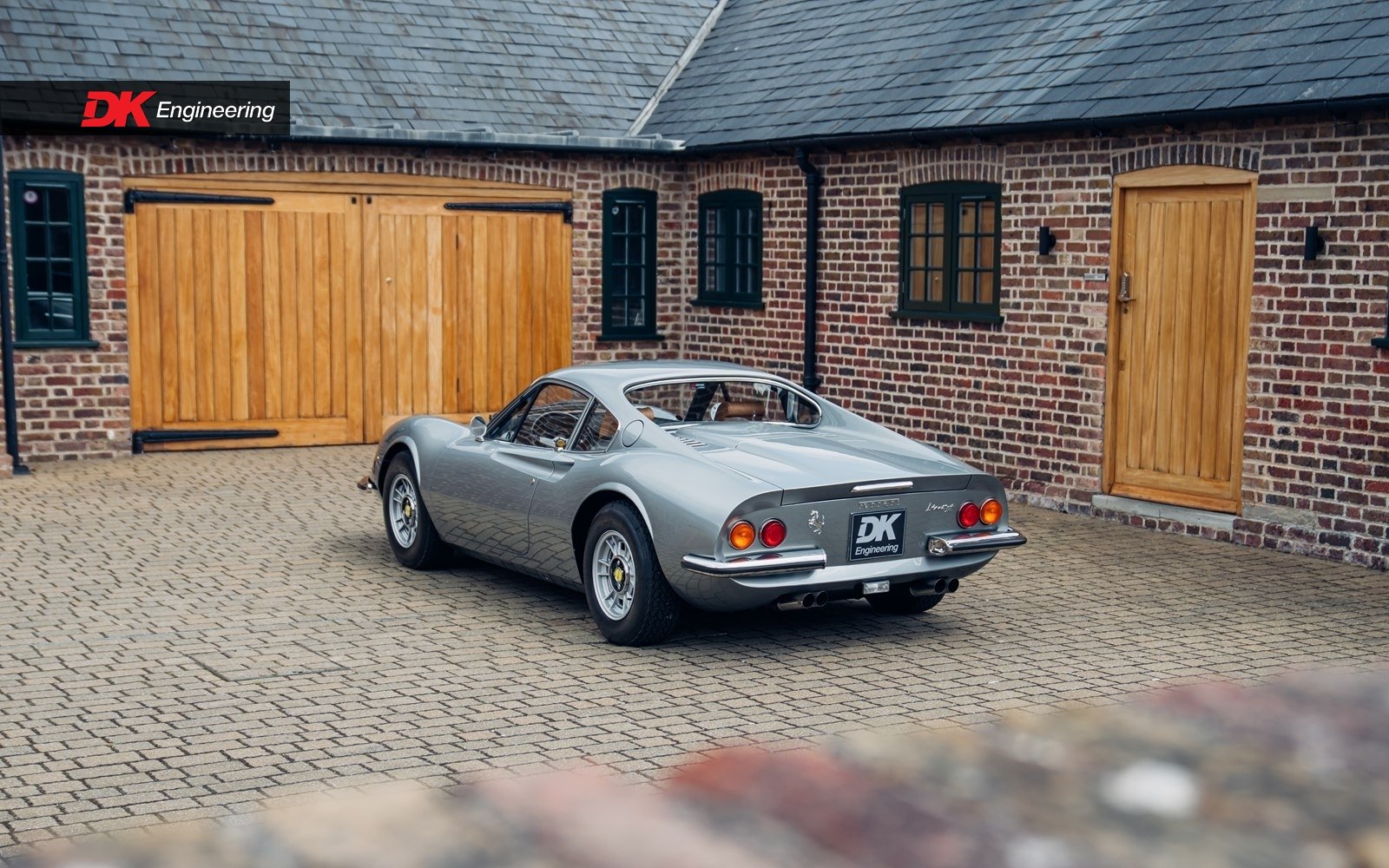 1973 Ferrari 246 'Dino' - Bare Metal Restoration Completed in 2023 - Fresh Service in May 2026, foto 2