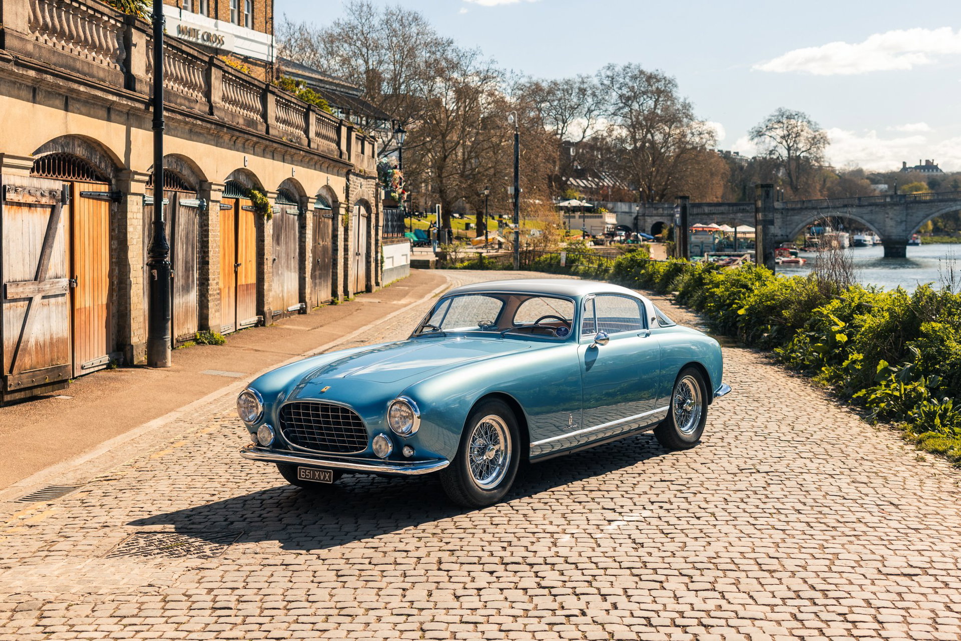 1954 Ferrari 250, foto 1