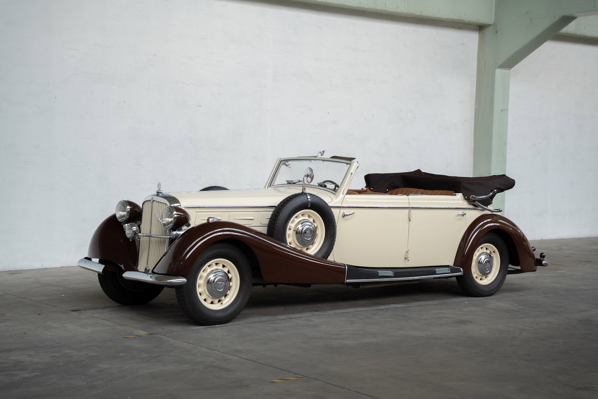1938 Maybach SW 38 - Gläser Cabriolet, foto 1