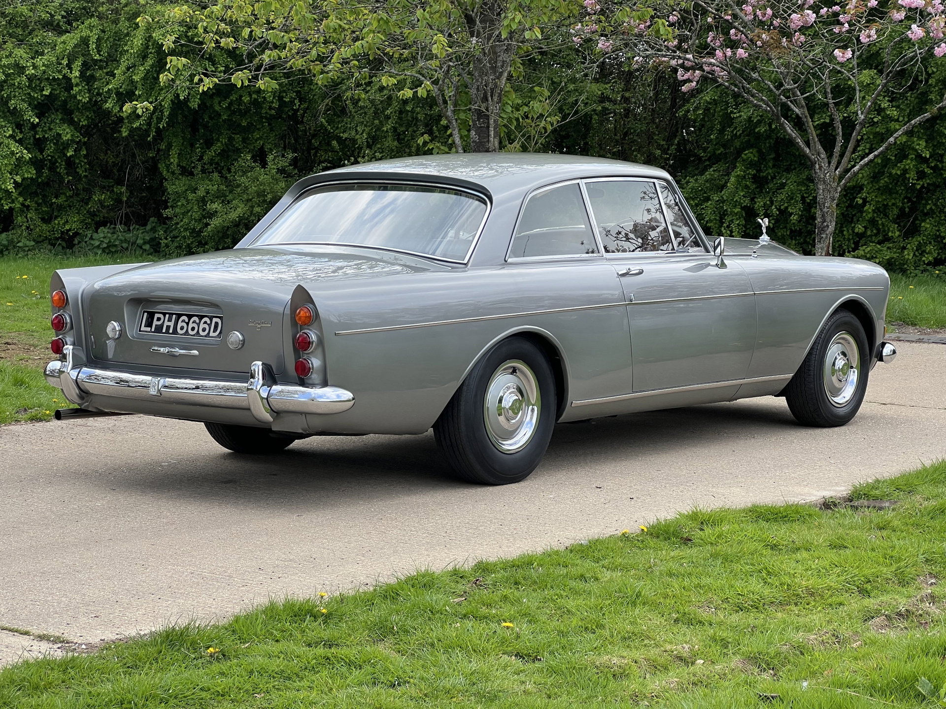 1966 Rolls-Royce Silver Cloud III - Continental by Mulliner Park Ward, foto 3