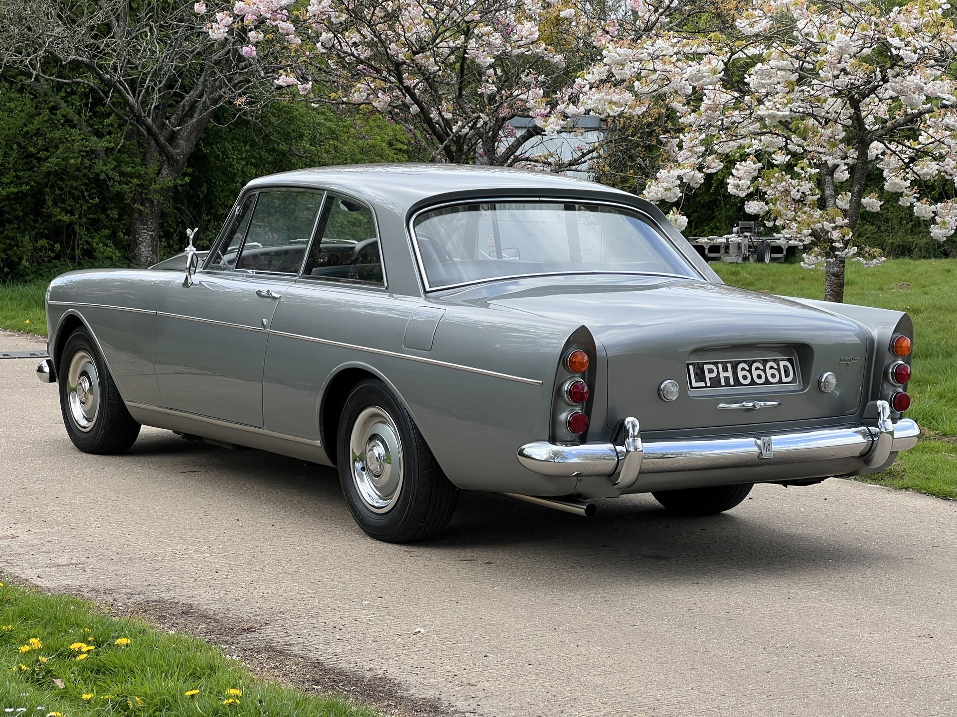 1966 Rolls-Royce Silver Cloud III - Continental by Mulliner Park Ward, foto 4