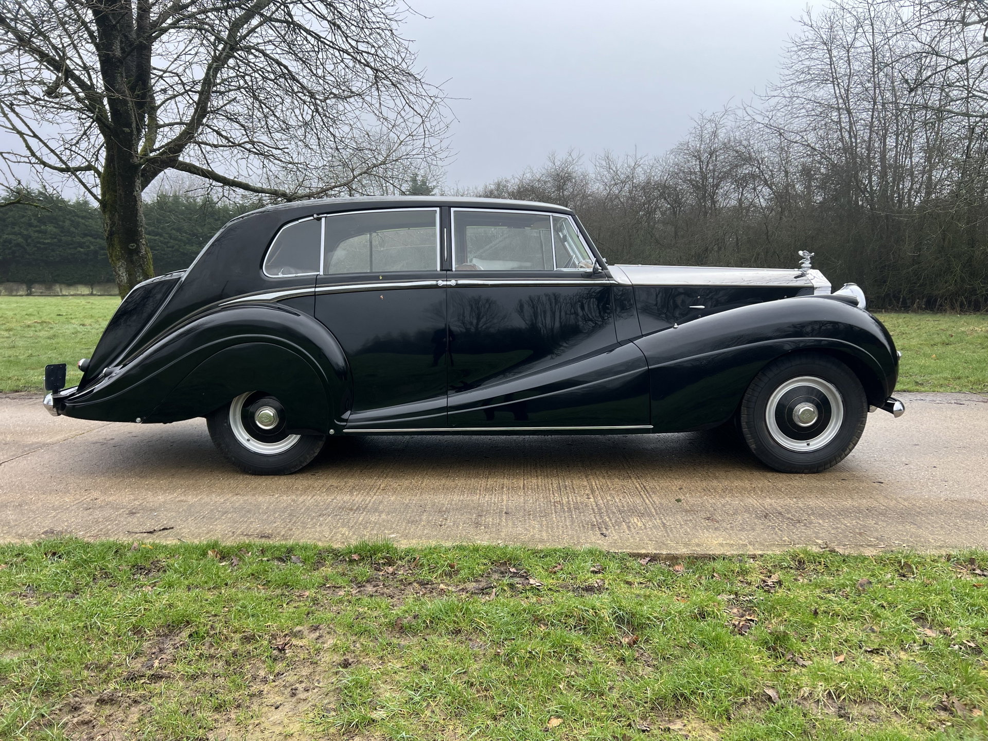 1953 Rolls-Royce Silver Wraith - Limousine by H.J. Mulliner, foto 4