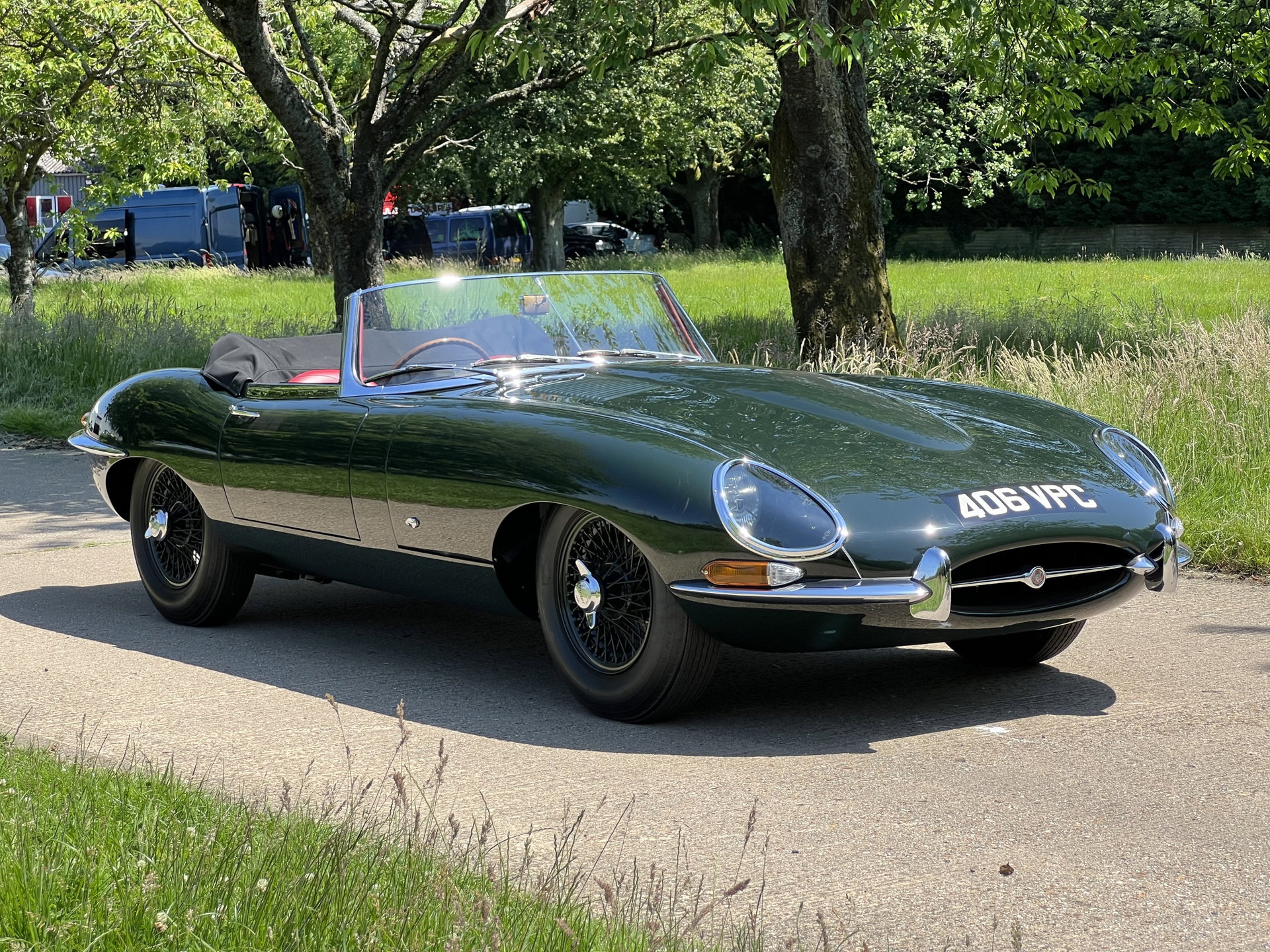 1961 Jaguar E-Type SI - S1 3.8 Roadster OBL, Sold new to Bruce McLaren, Chassis #15. Priority List Car., foto 2