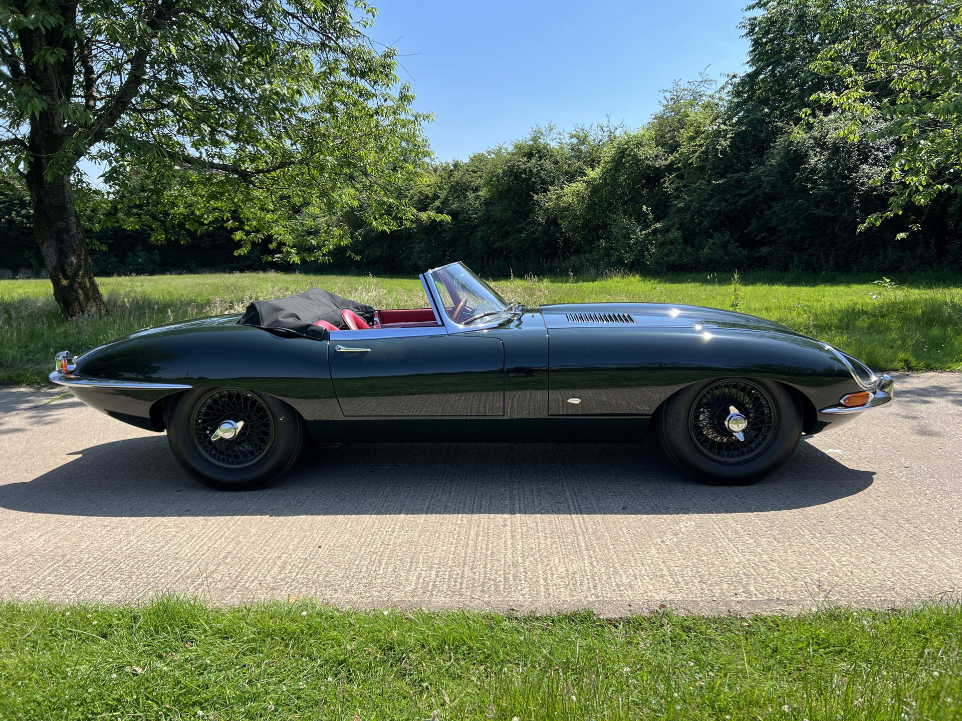 1961 Jaguar E-Type SI - S1 3.8 Roadster OBL, Sold new to Bruce McLaren, Chassis #15. Priority List Car., foto 10