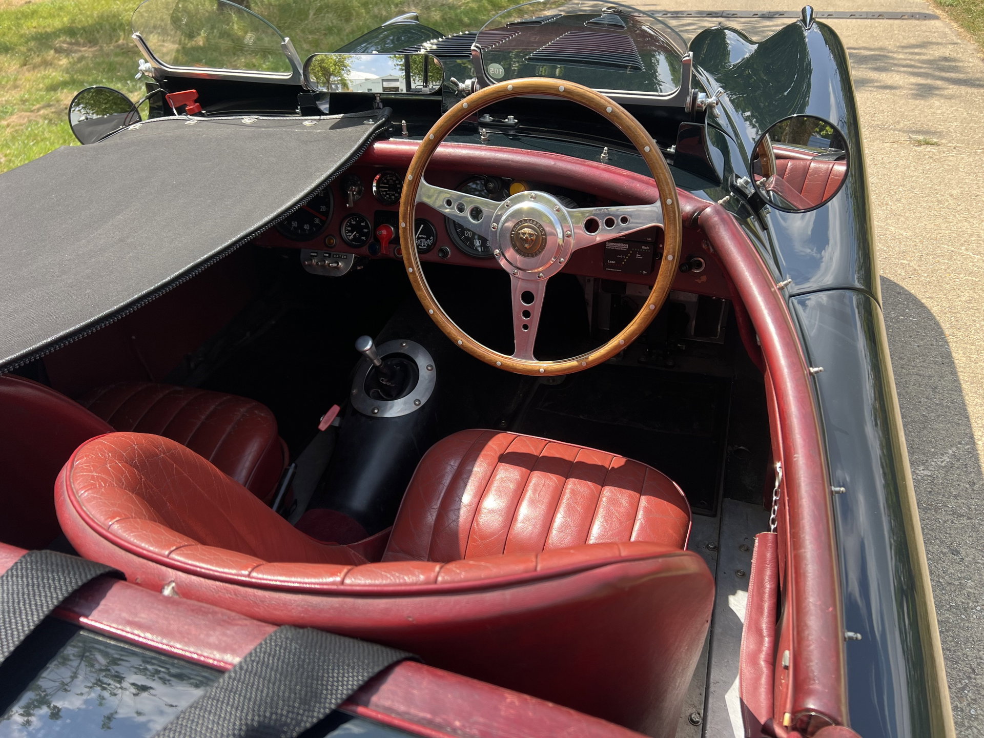 1951 Jaguar XK 120 - Roadster “Tester Spec” Race prepared., foto 11
