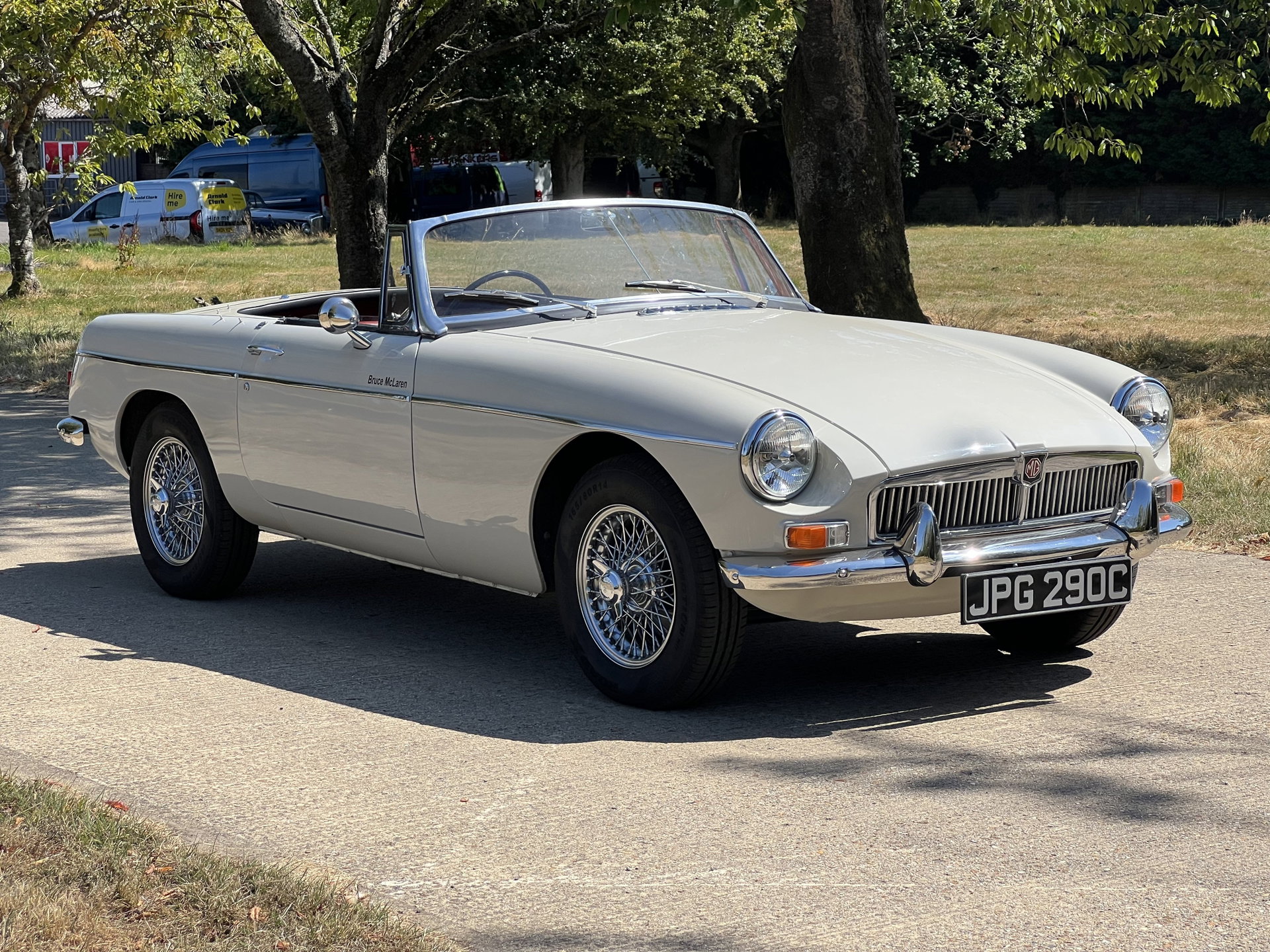 1965 MG B - Bruce McLarens MGB Roadster, foto 2