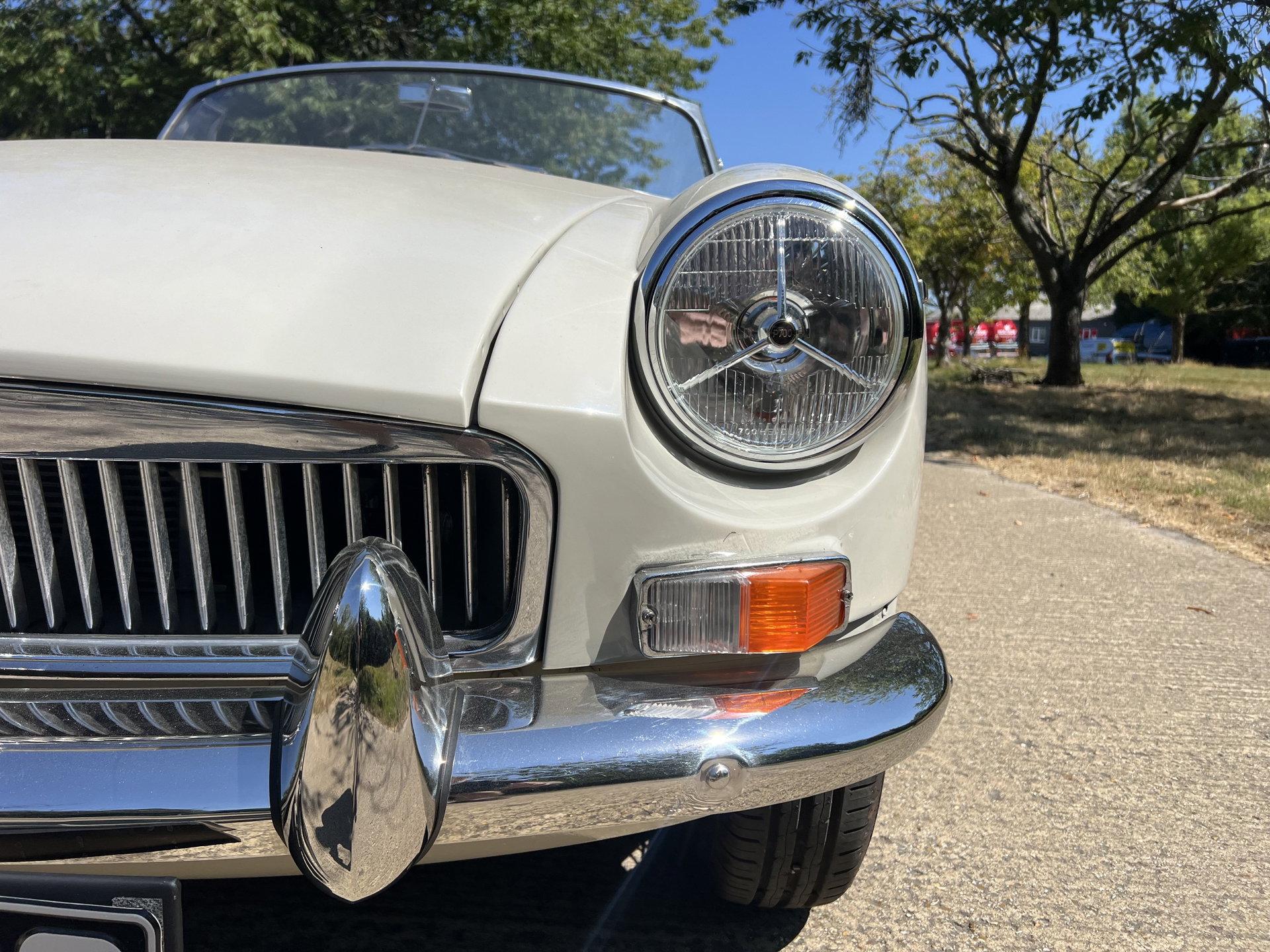 1965 MG B - Bruce McLarens MGB Roadster, foto 3