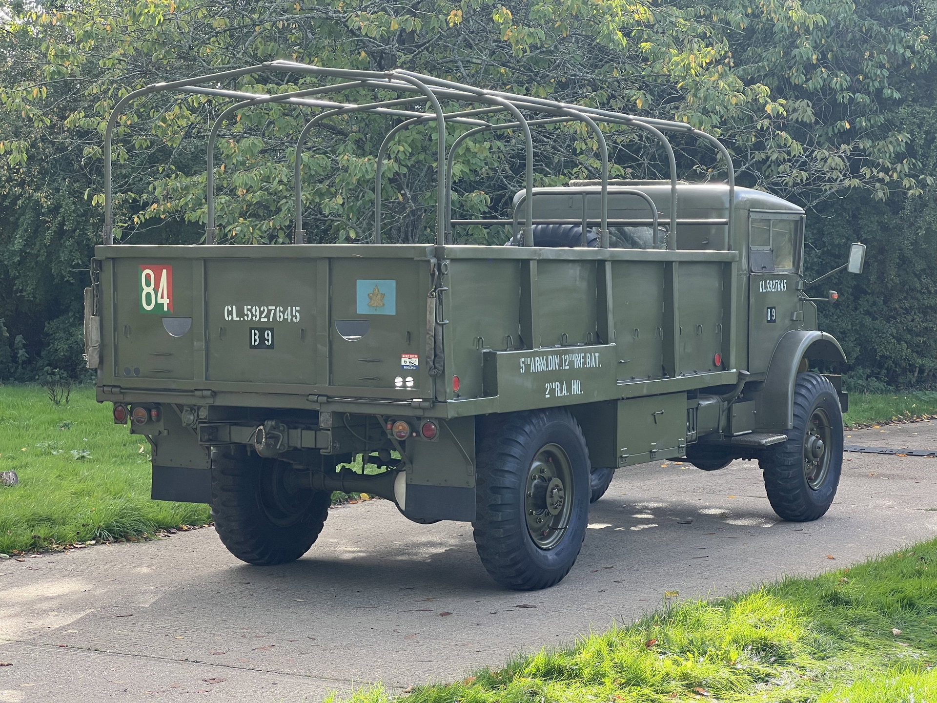 1945 Chevrolet Canadian Military Pattern - 3 ton airportable type with the number 13 cab, foto 3