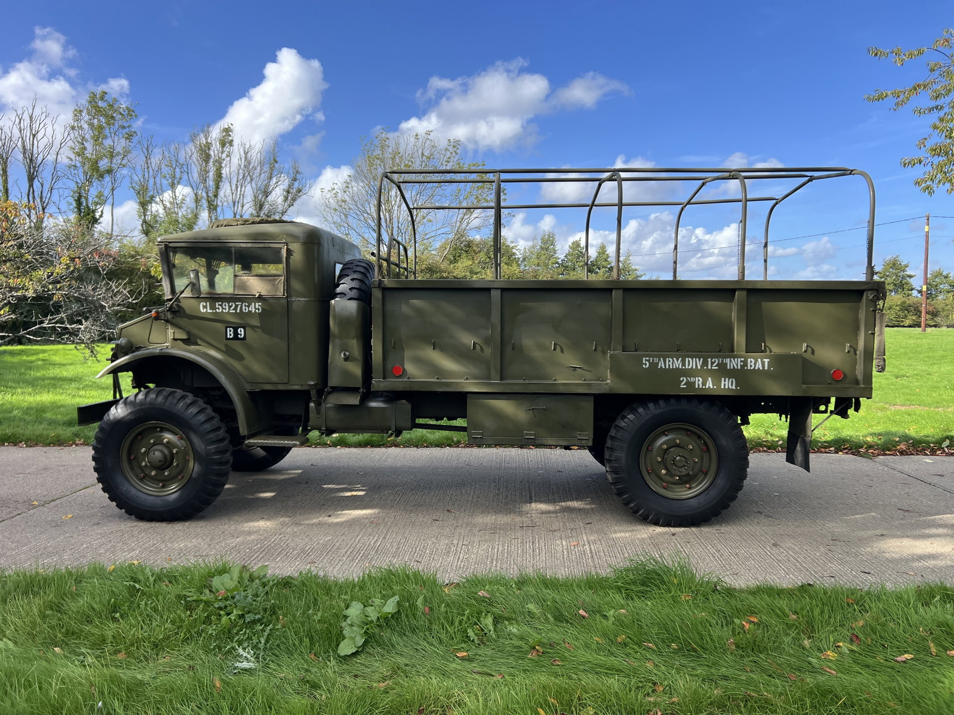 1945 Chevrolet Canadian Military Pattern - 3 ton airportable type with the number 13 cab, foto 5