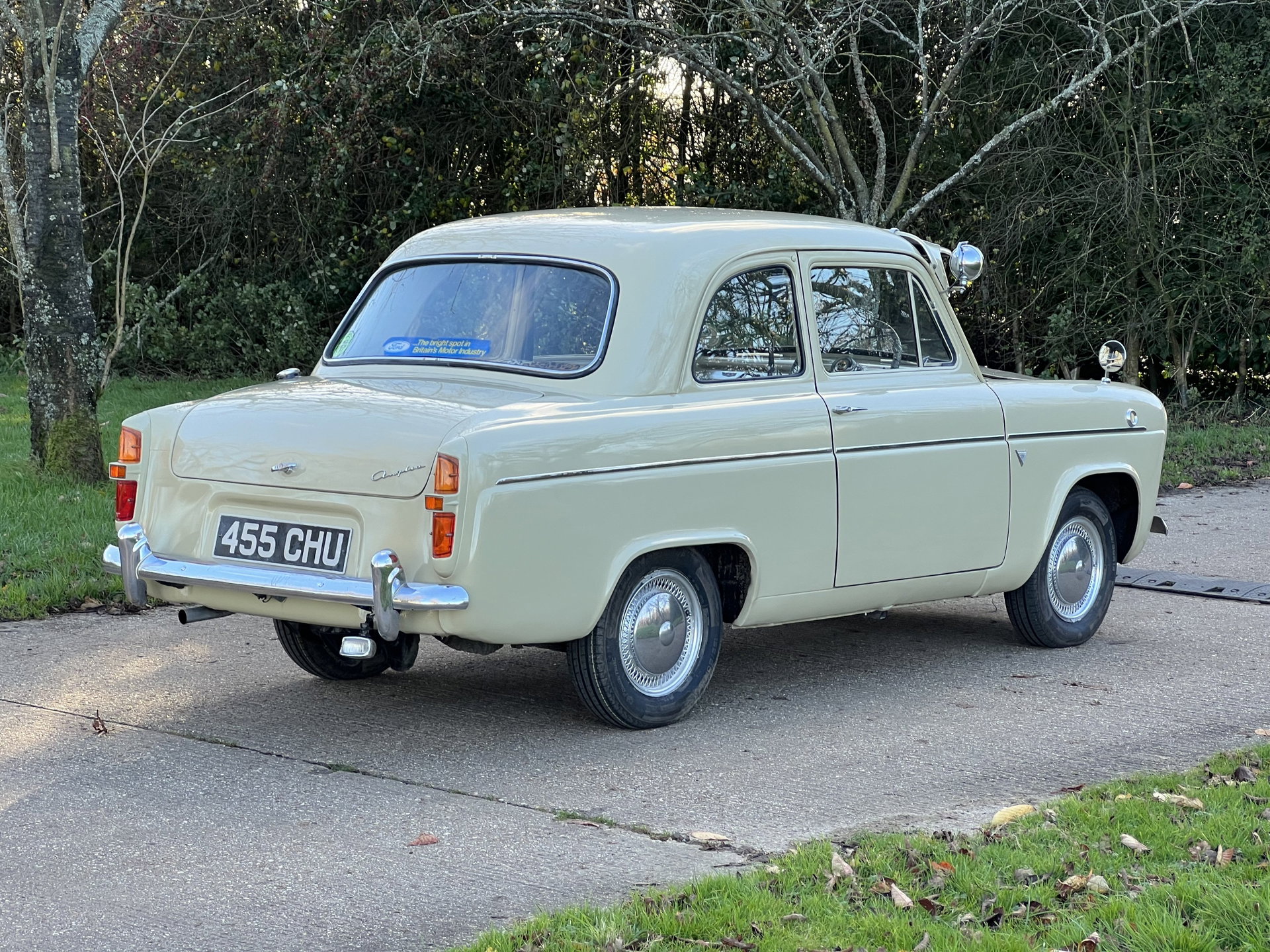1958 Ford Anglia, foto 3