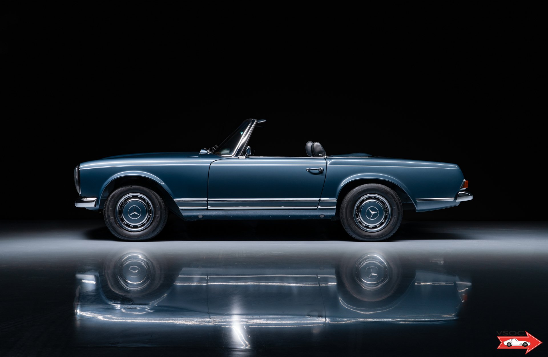 1971 Mercedes-Benz SL Pagode - 280 SL | Rarely seen in Medium blue metallic or ‘Mittelblau Metallic’. Superb restored condition!, foto 1