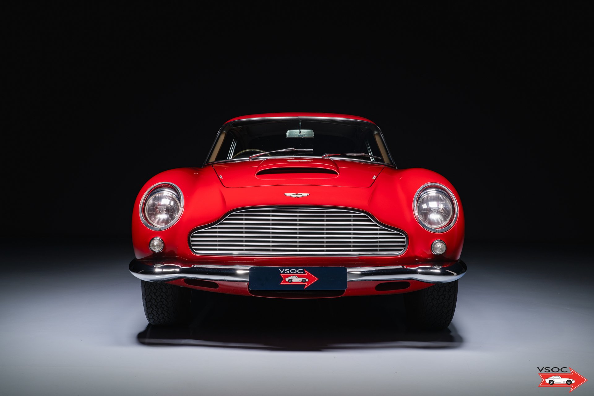 1963 Aston Martin DB4 - Series V Vantage - Matching Nr. ‘Special Series’ engine. ‘Fiesta Red’ and complete with factory records., foto 3