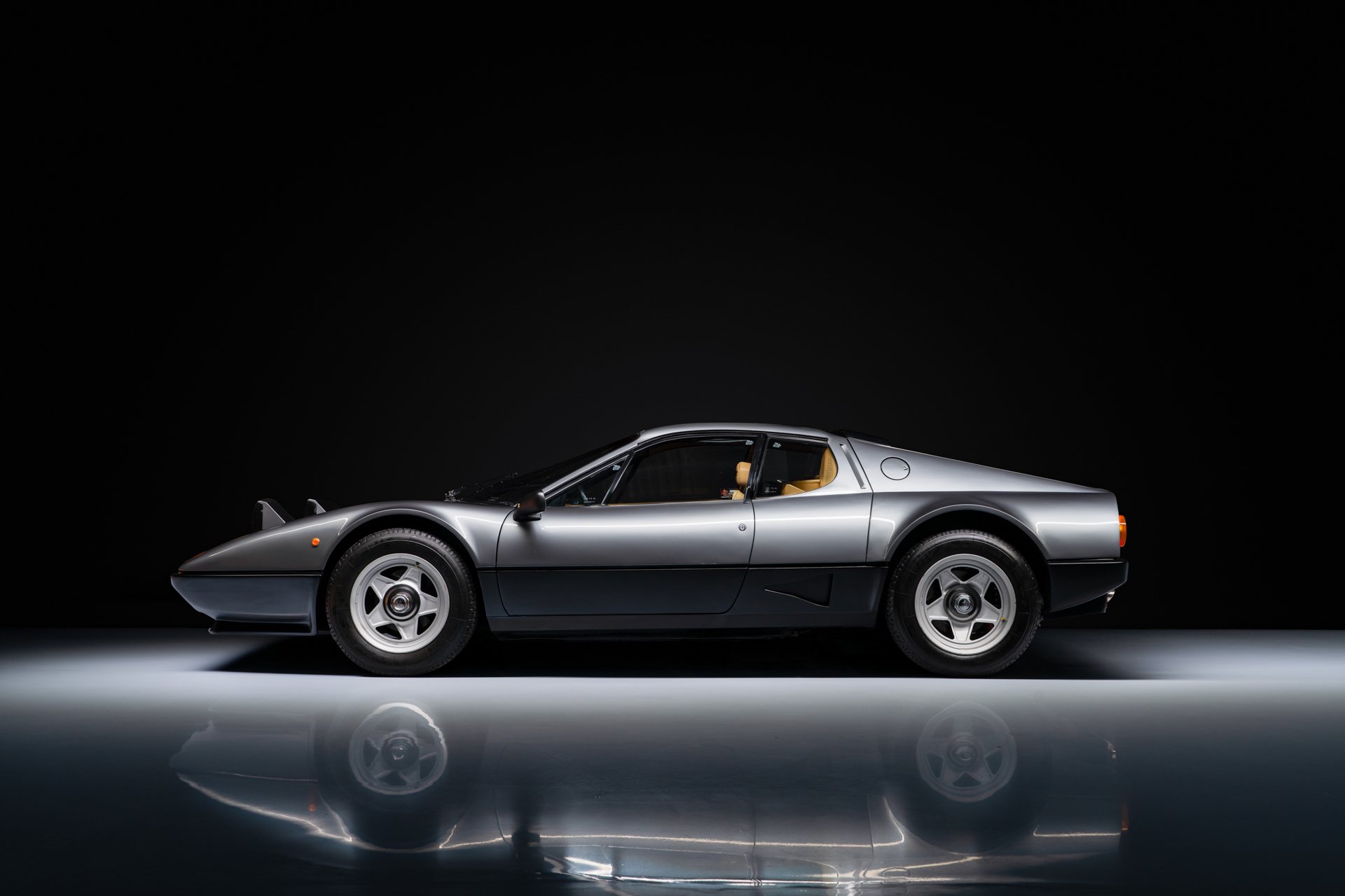 1984 Ferrari 512 - 512 BBi 'Grigio Ferro' - Superb Ferrari 512 BBi, full service history and only 32.000 km! Sold new through Ferrari Paris Charles Pozzi, foto 2