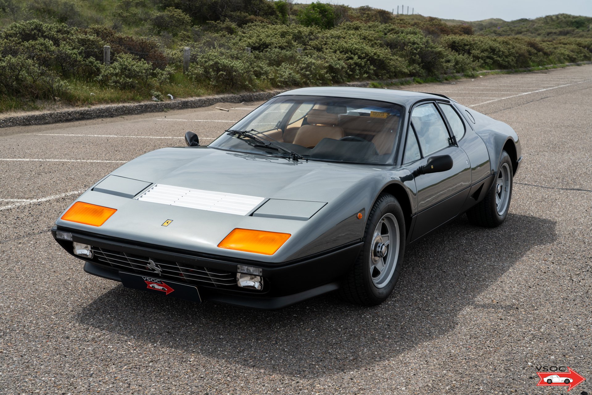 1984 Ferrari 512 - 512 BBi 'Grigio Ferro' - Superb Ferrari 512 BBi, full service history and only 32.000 km! Sold new through Ferrari Paris Charles Pozzi, foto 8
