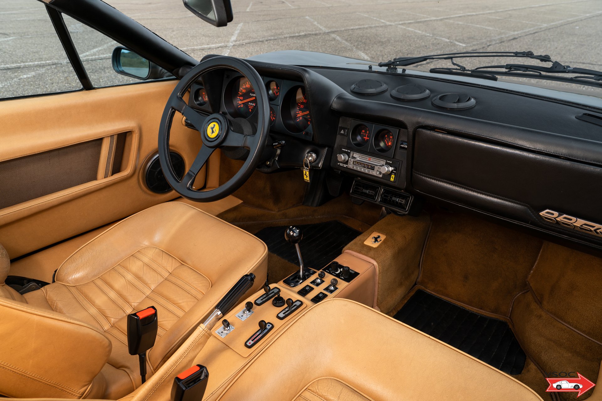 1984 Ferrari 512 - 512 BBi 'Grigio Ferro' - Superb Ferrari 512 BBi, full service history and only 32.000 km! Sold new through Ferrari Paris Charles Pozzi, foto 12