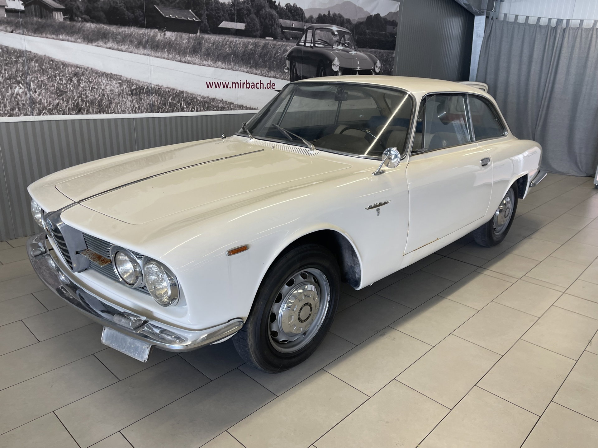 1961 Alfa Romeo 2000 - 2000, foto 2