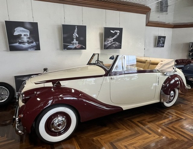 1949 Lagonda 2.6/3-Litre - Aston Martin DHC, foto 1