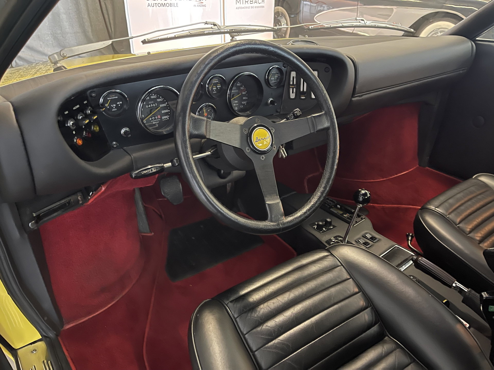 1974 Ferrari 308 - 308 GT4, foto 11