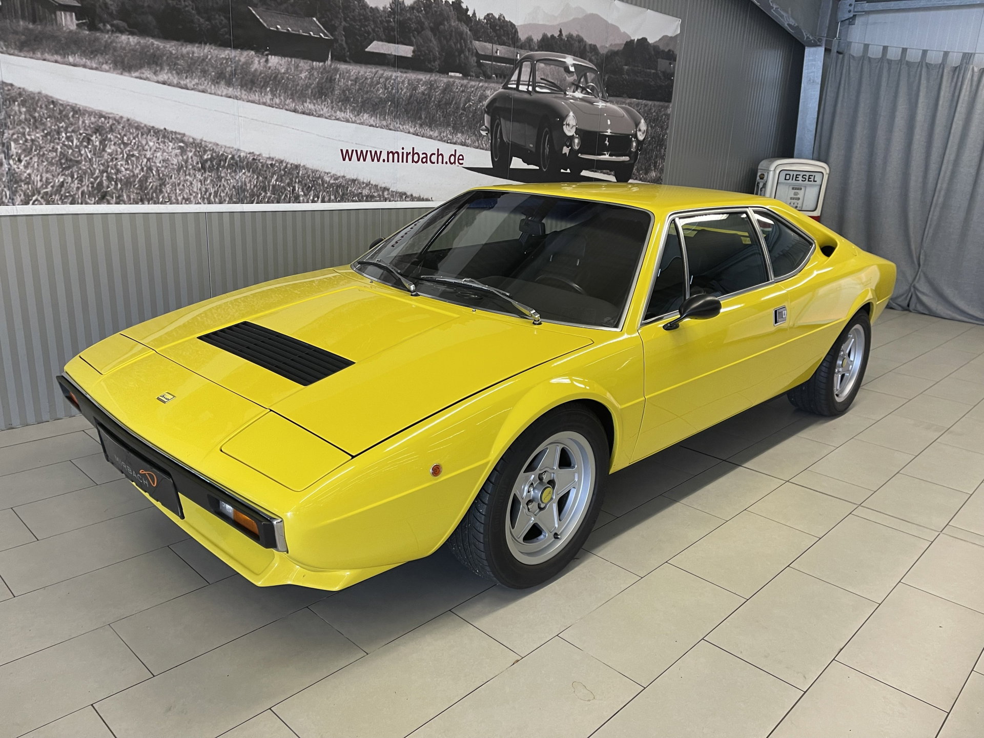 1974 Ferrari 308 - 308 GT4, foto 5