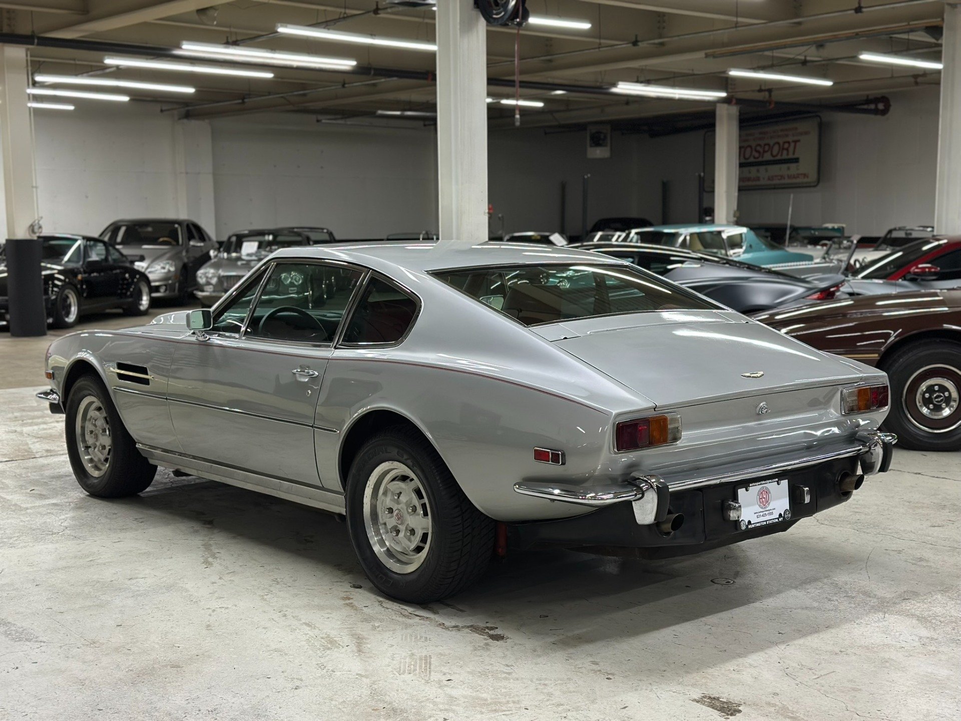 1977 Aston Martin V8, foto 4