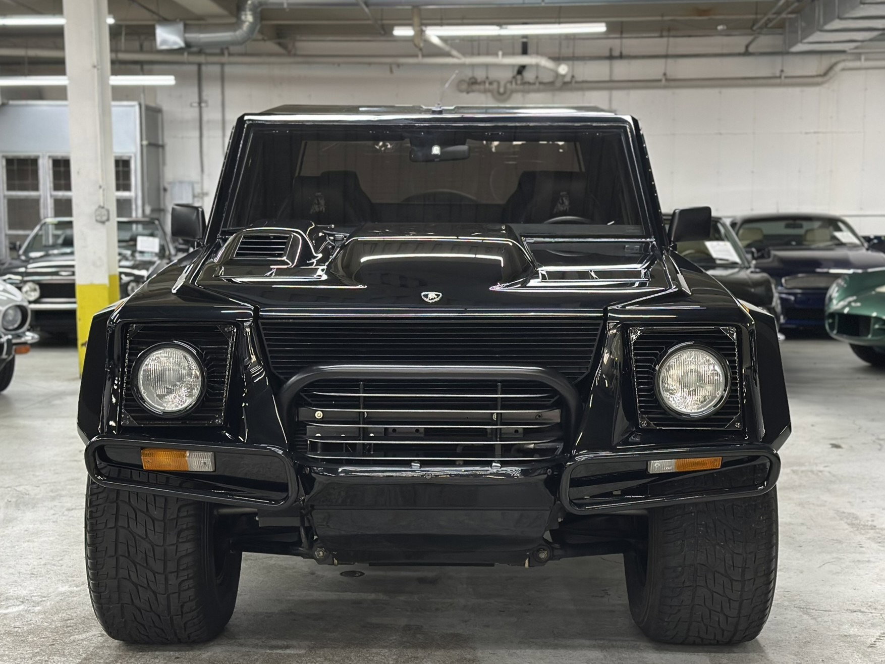 1990 Lamborghini LM 002, foto 2