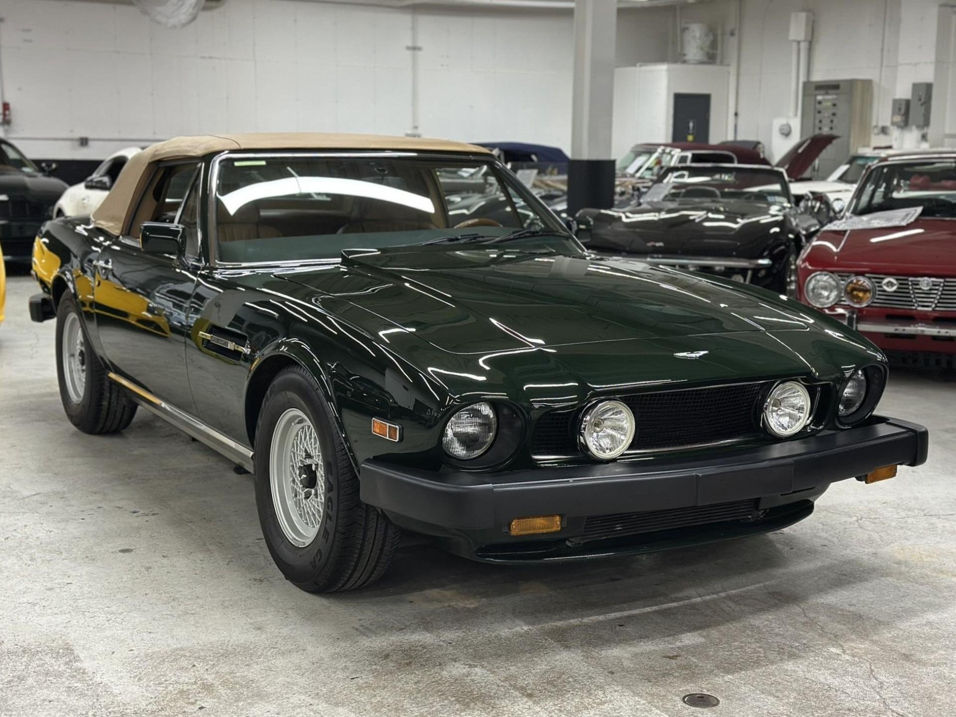 1989 Aston Martin V8, foto 2