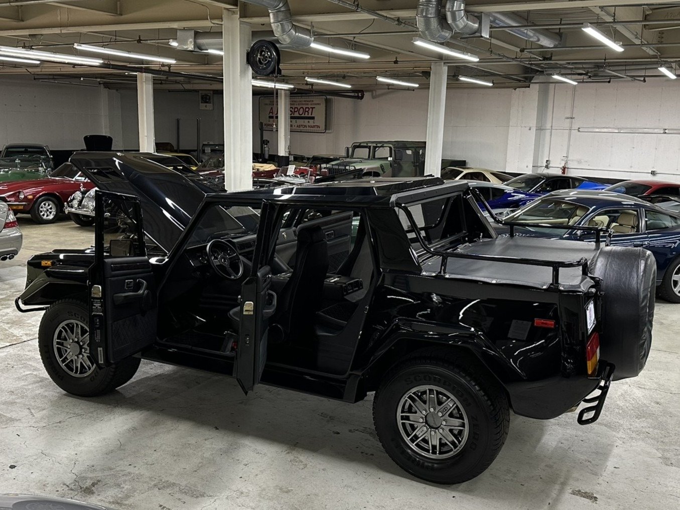 1990 Lamborghini LM 002, foto 10