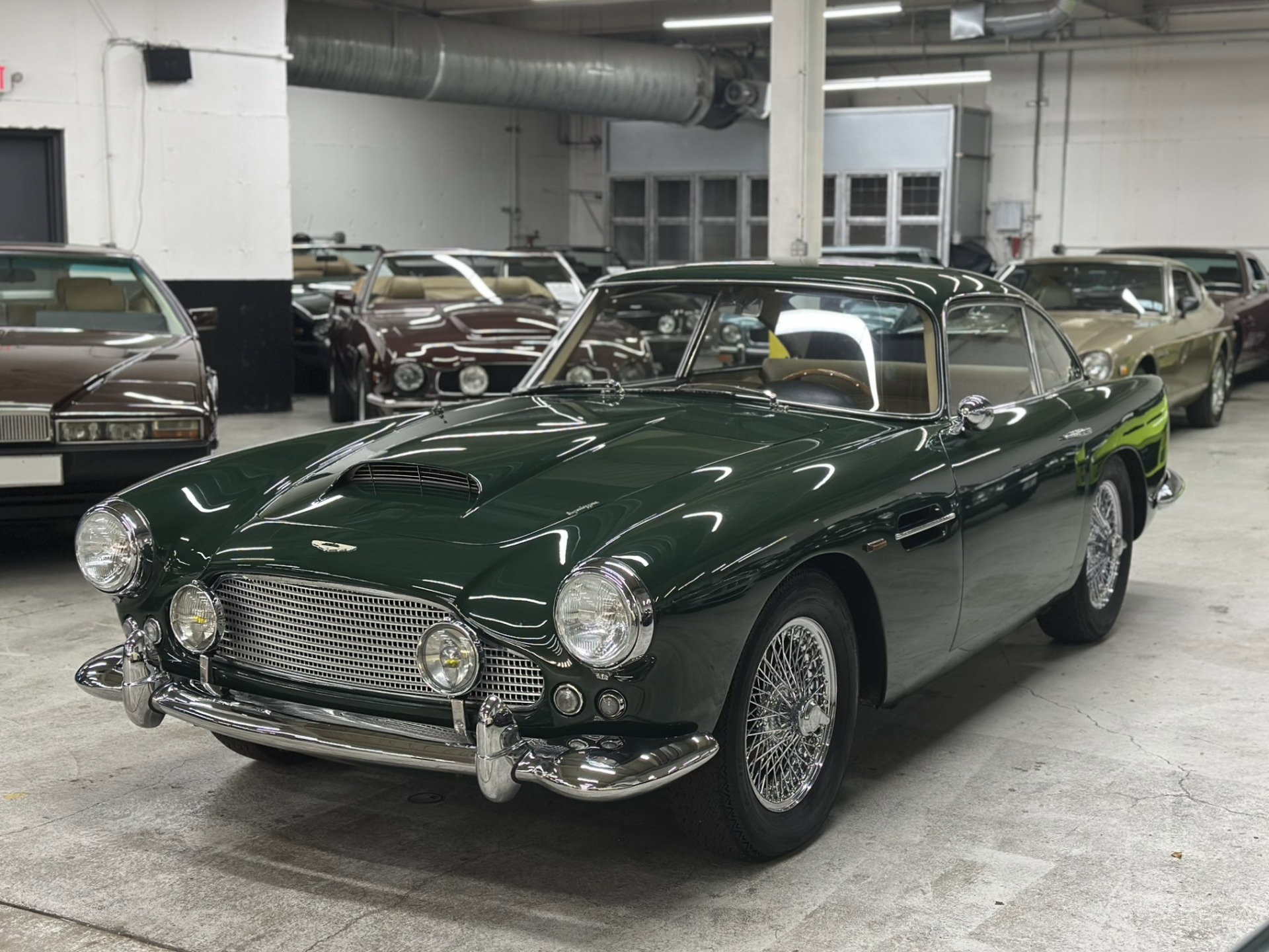 1960 Aston Martin DB4, foto 3