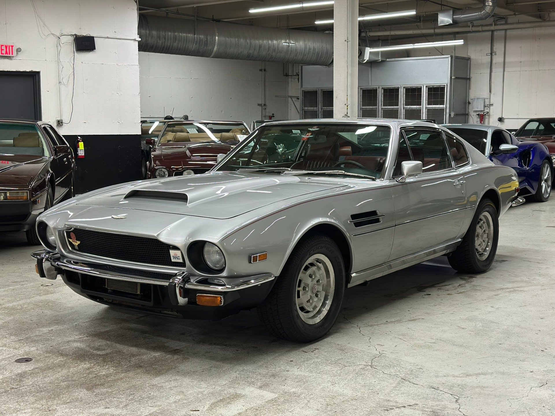 1977 Aston Martin V8, foto 3