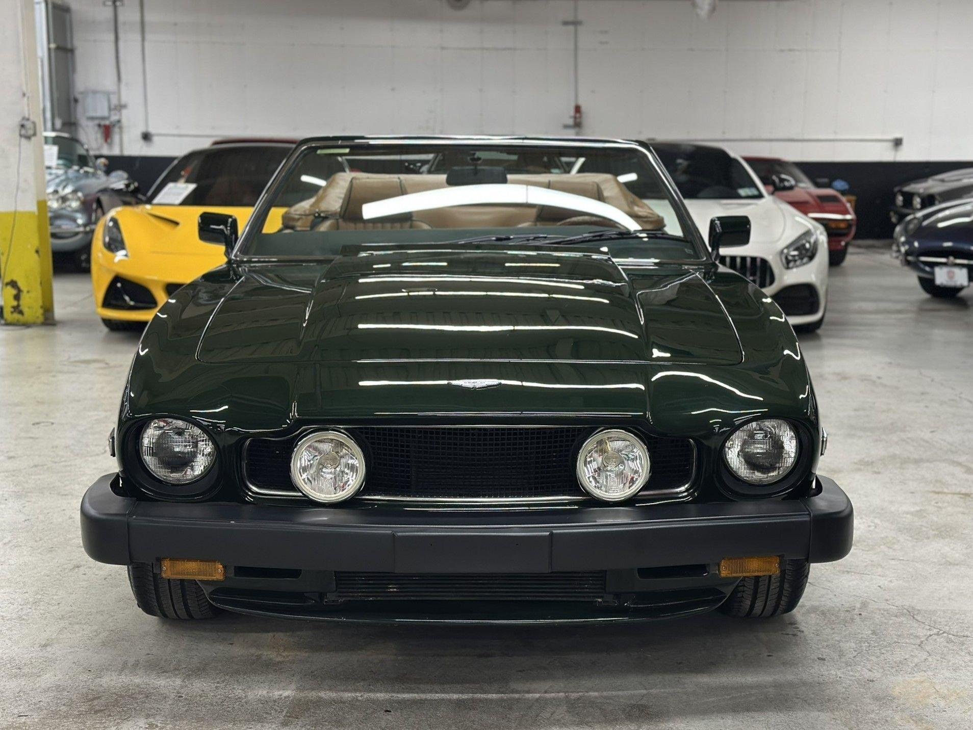 1989 Aston Martin V8, foto 3