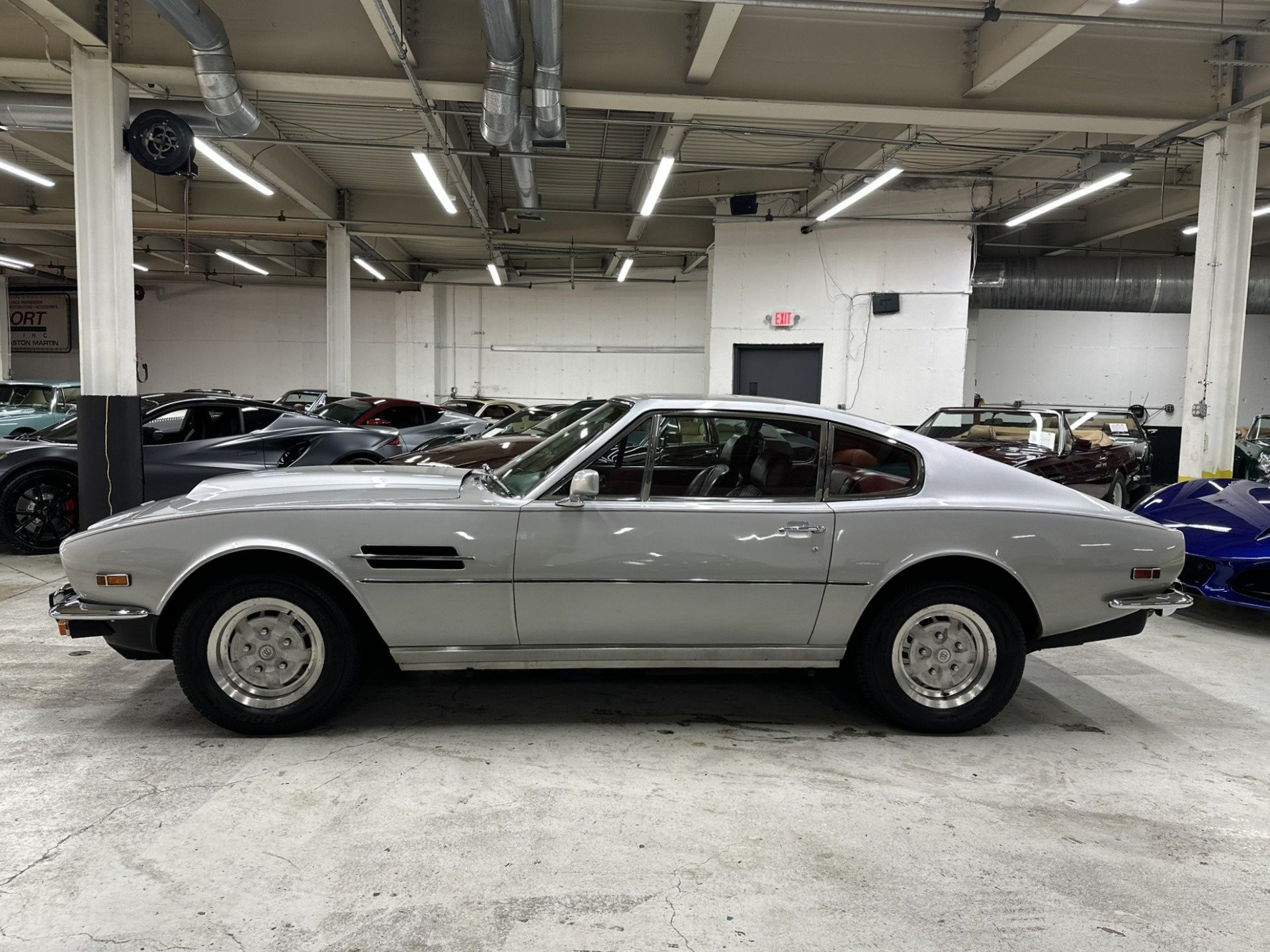 1977 Aston Martin V8, foto 7