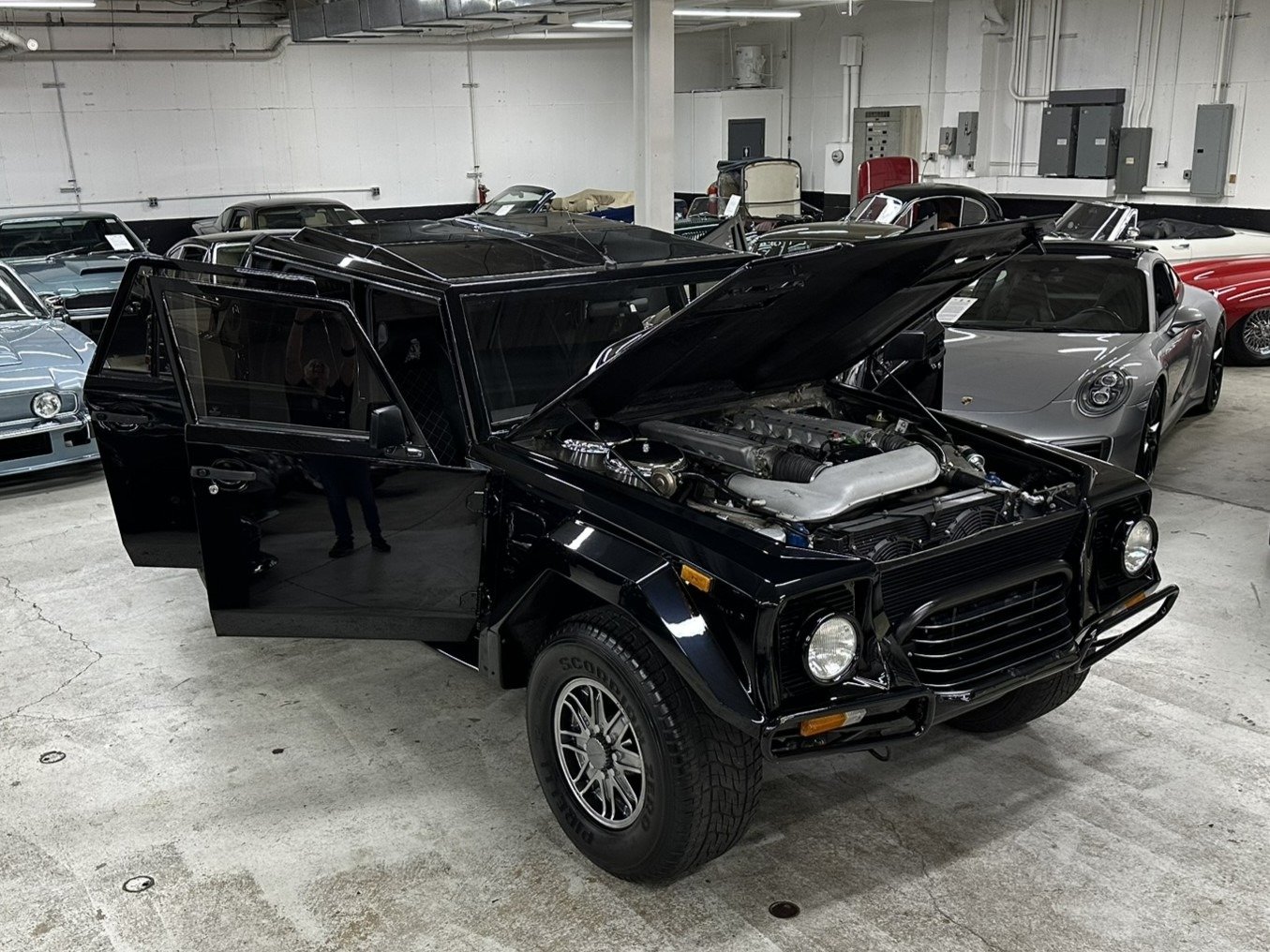 1990 Lamborghini LM 002, foto 9