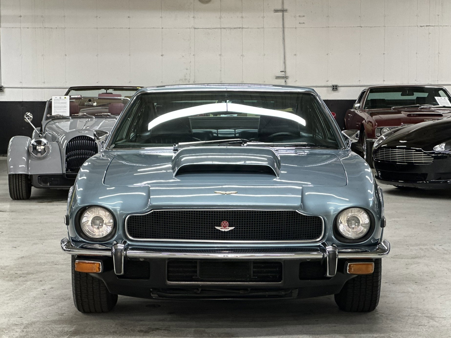 1976 Aston Martin V8, foto 2