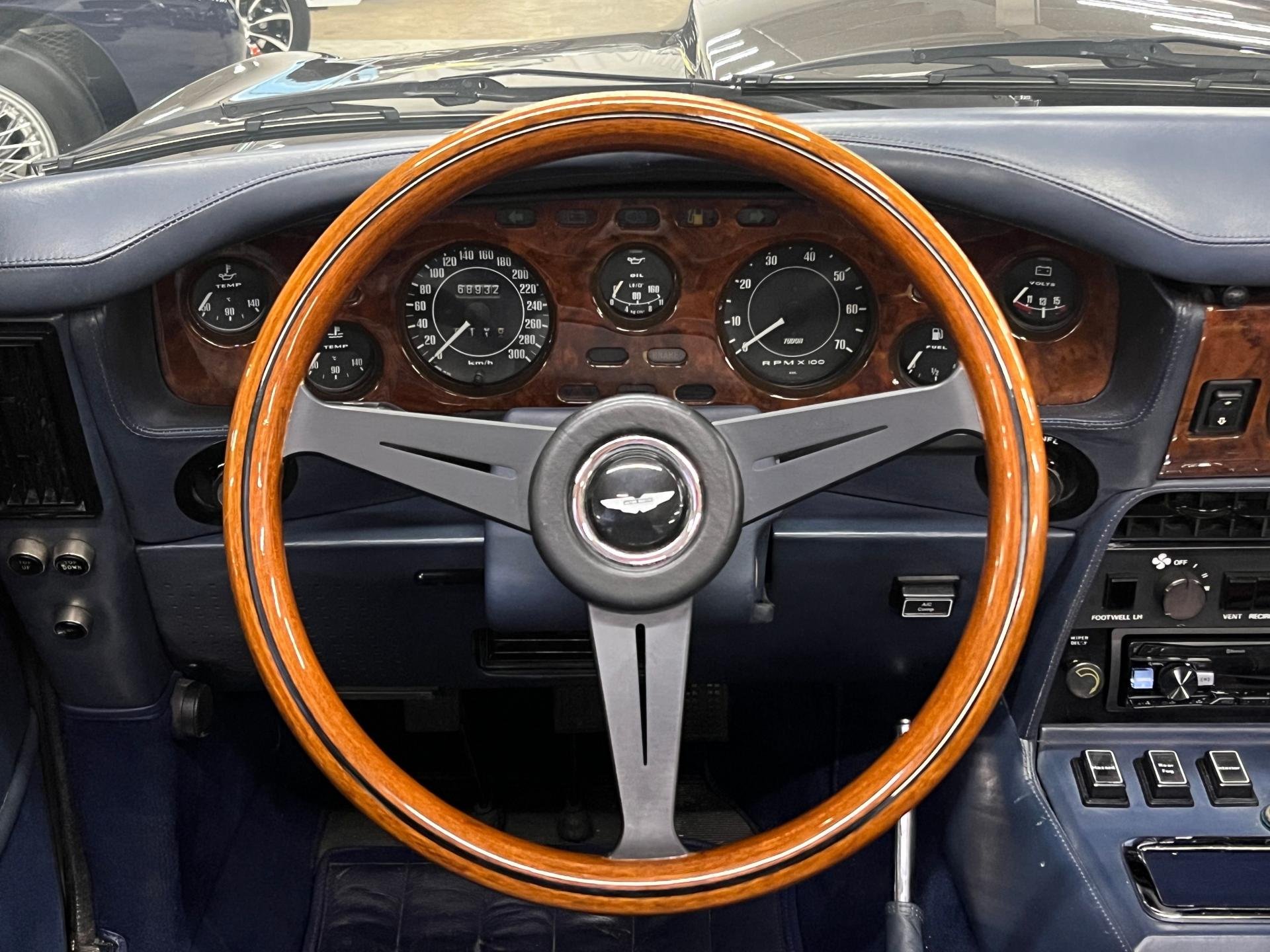 1989 Aston Martin V8, foto 11