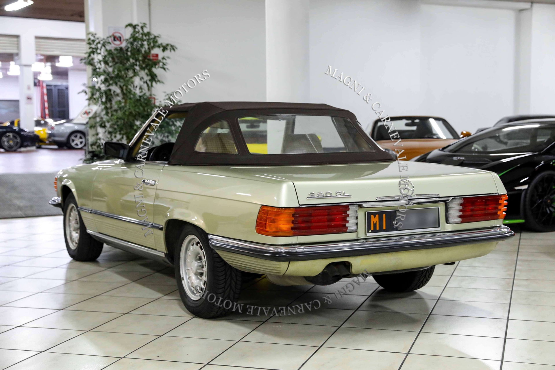1982 Mercedes-Benz SL - 280 ISCRITTA ALBO A.S.I.|TARGA NERA|LIBRETTO ORIGINALE, foto 5