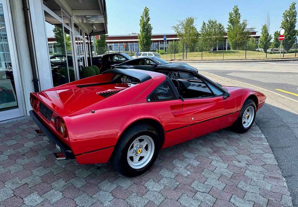 1982 Ferrari 308 - 308 GTS - Carburetors, foto 5