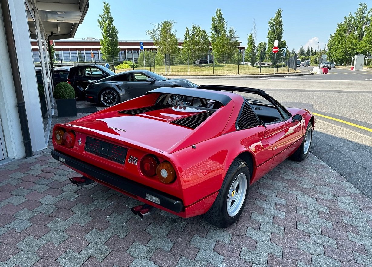 1982 Ferrari 308 - 308 GTS - Carburetors, foto 6