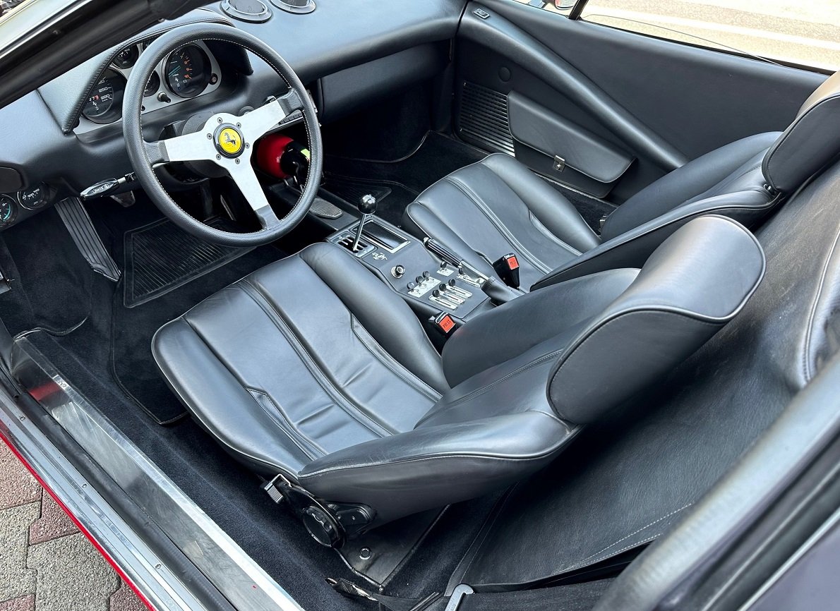 1982 Ferrari 308 - 308 GTS - Carburetors, foto 8