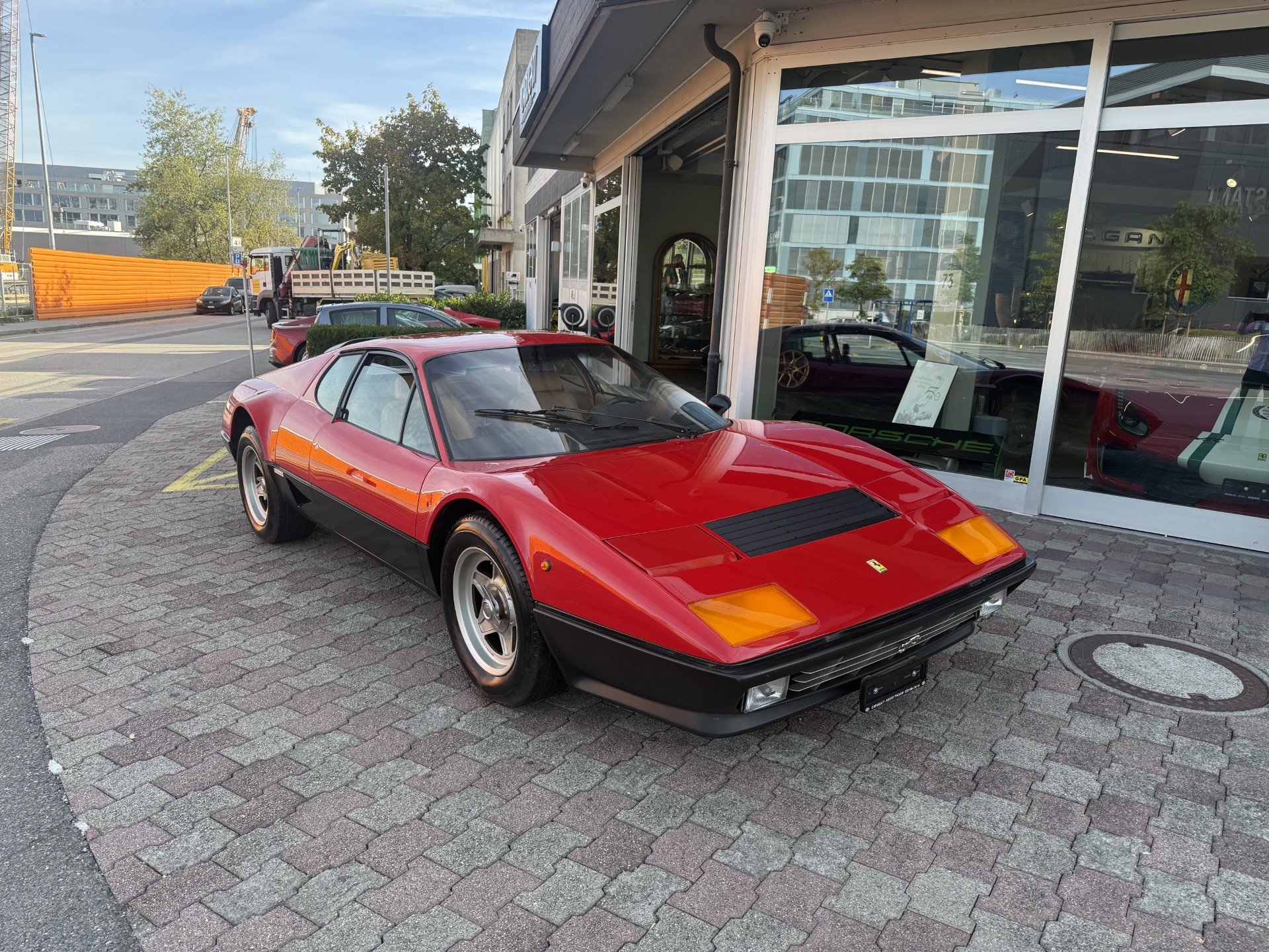 1981 Ferrari 512 - 512 BB - LOW MILEAGE, foto 2